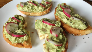 Lemon Avocado Bagels With Radishes And Chia Seeds