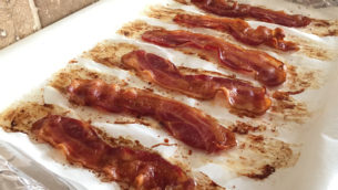 Cooking Bacon In The Oven Step By Step