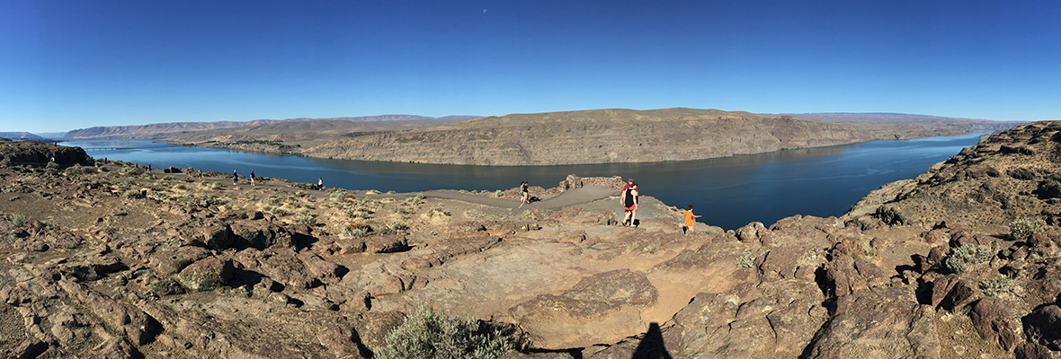 Wanapum Viewpoint And Columbia River Scenic Overlook