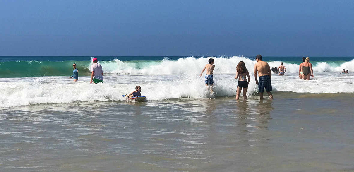 White Sand Beach in Hawaii Great for Boogie Boarding and Body Surfing