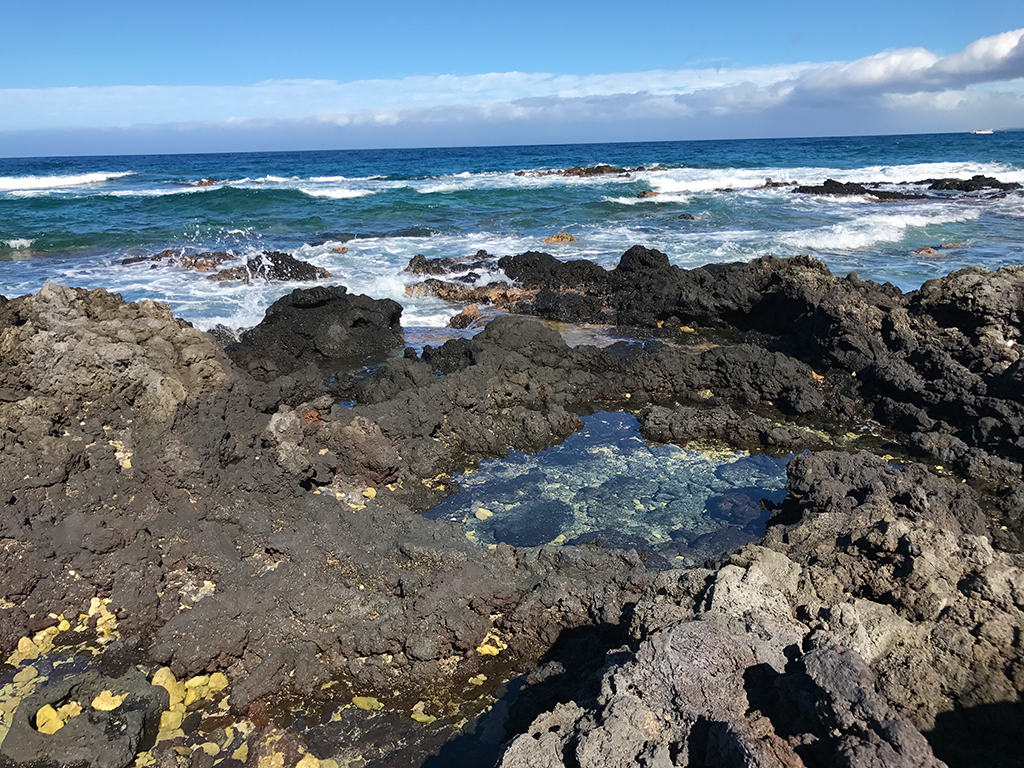 Holoholokai Beach Park Near The Fairmont Orchid And Puakō Petroglyphs