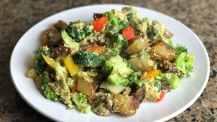 Whole30 Broccoli Breakfast Scramble