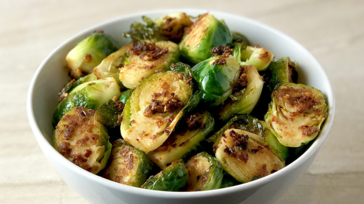 Whole30 Spicy Ginger Garlic Brussels Sprouts