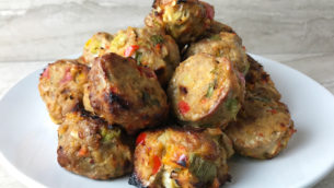 Whole30 Spicy Red Pepper Turkey Vegetable Meatballs