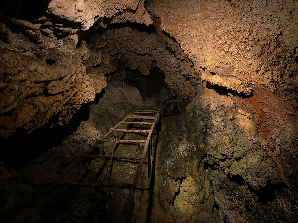 Old Cavern Entrance Ladder