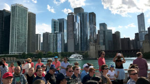 Wendella Architecture Boat Tours on the Chicago River