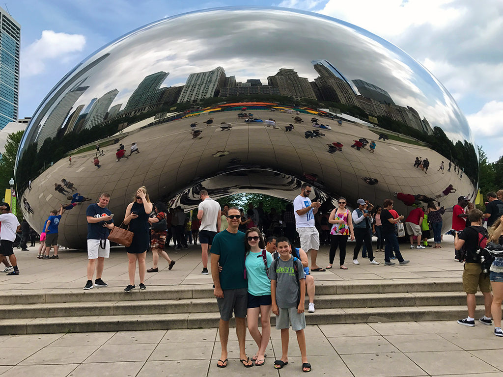 Cloud Gate, Chicago's Iconic Bean, In AT&T Plaza, Millennium Park