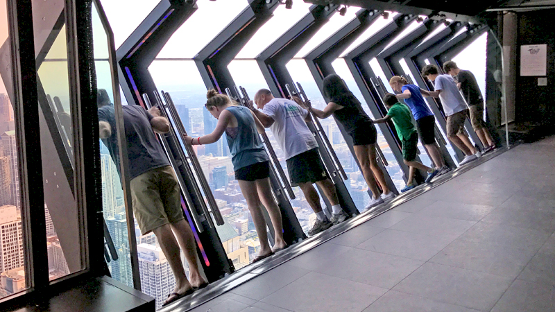 360 Chicago And TILT: Panoramic Views of Chicago From 1,000 Feet Up
