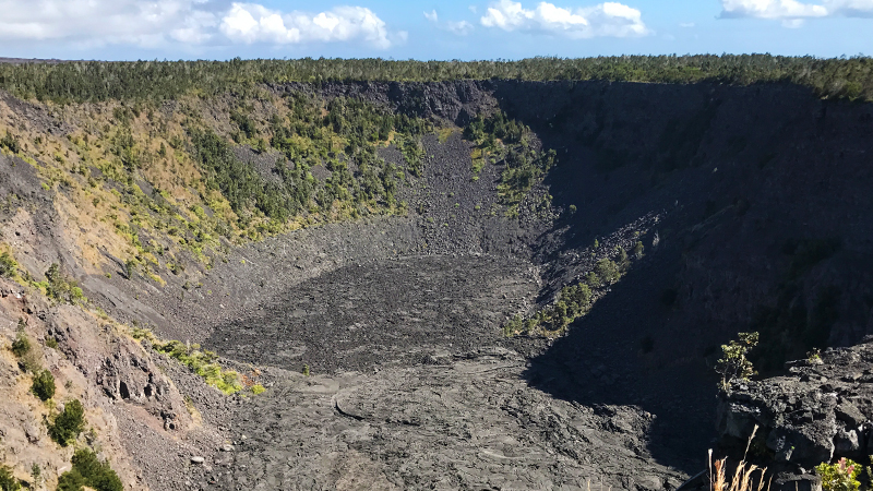 Pauhai Crater at Hawaii Volcanoes National Park