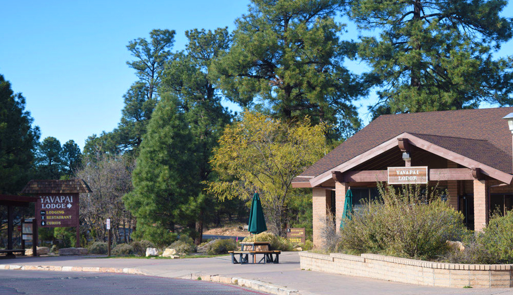 Yavapai Lodge In Grand Canyon Village - Yavapai Lodge Exterior 