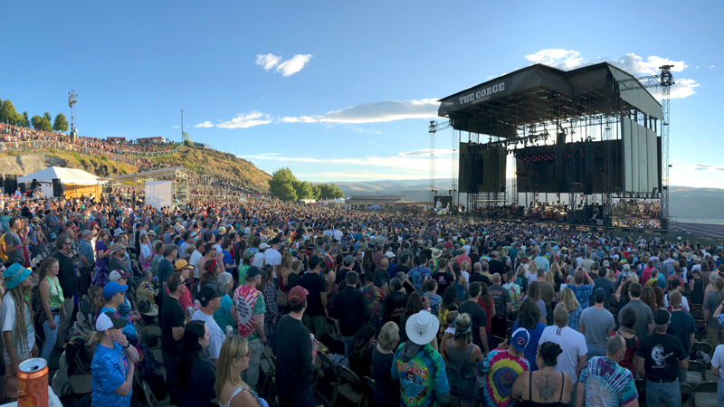 are dogs allowed at the gorge amphitheater